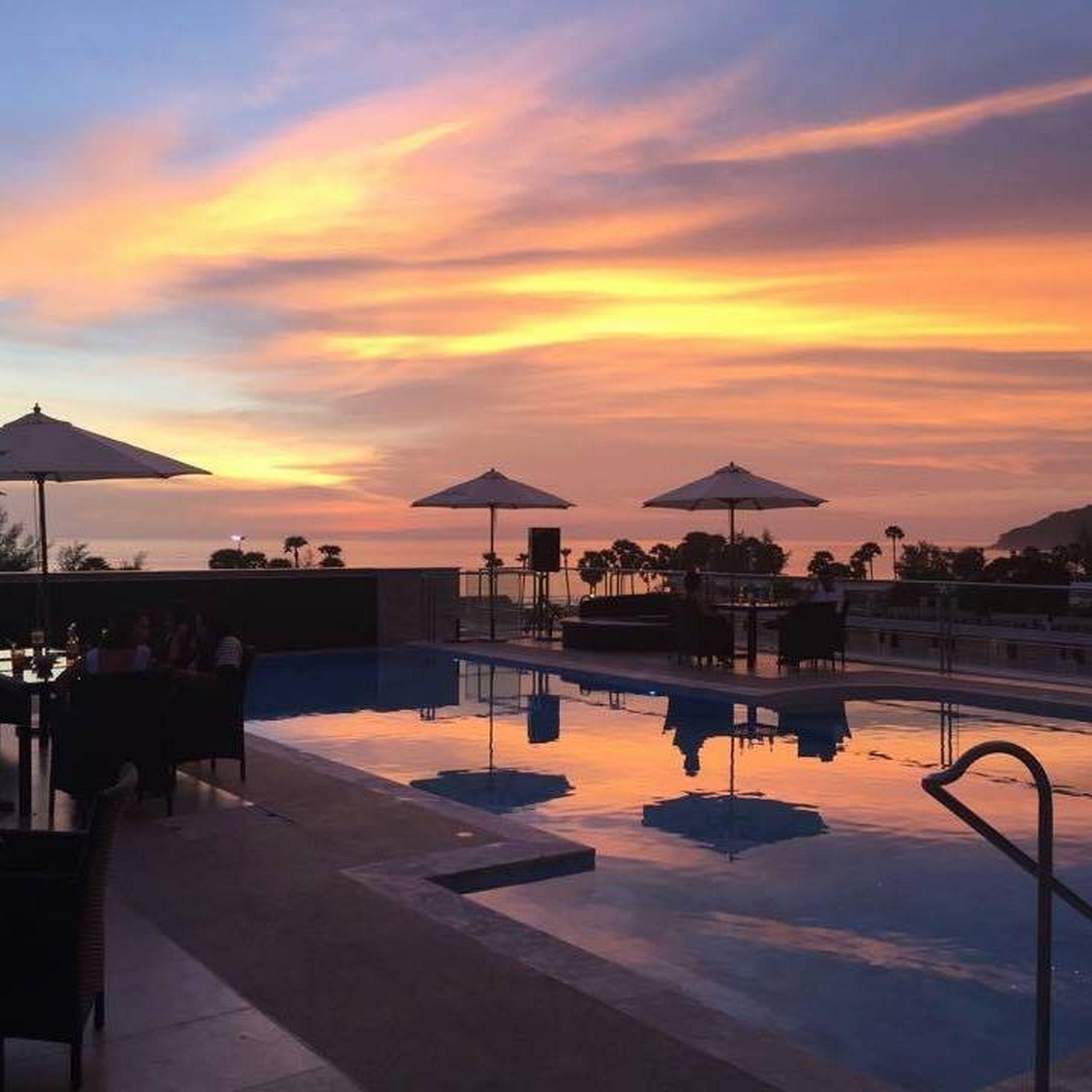 Grand Sunset Phuket Отель Карон