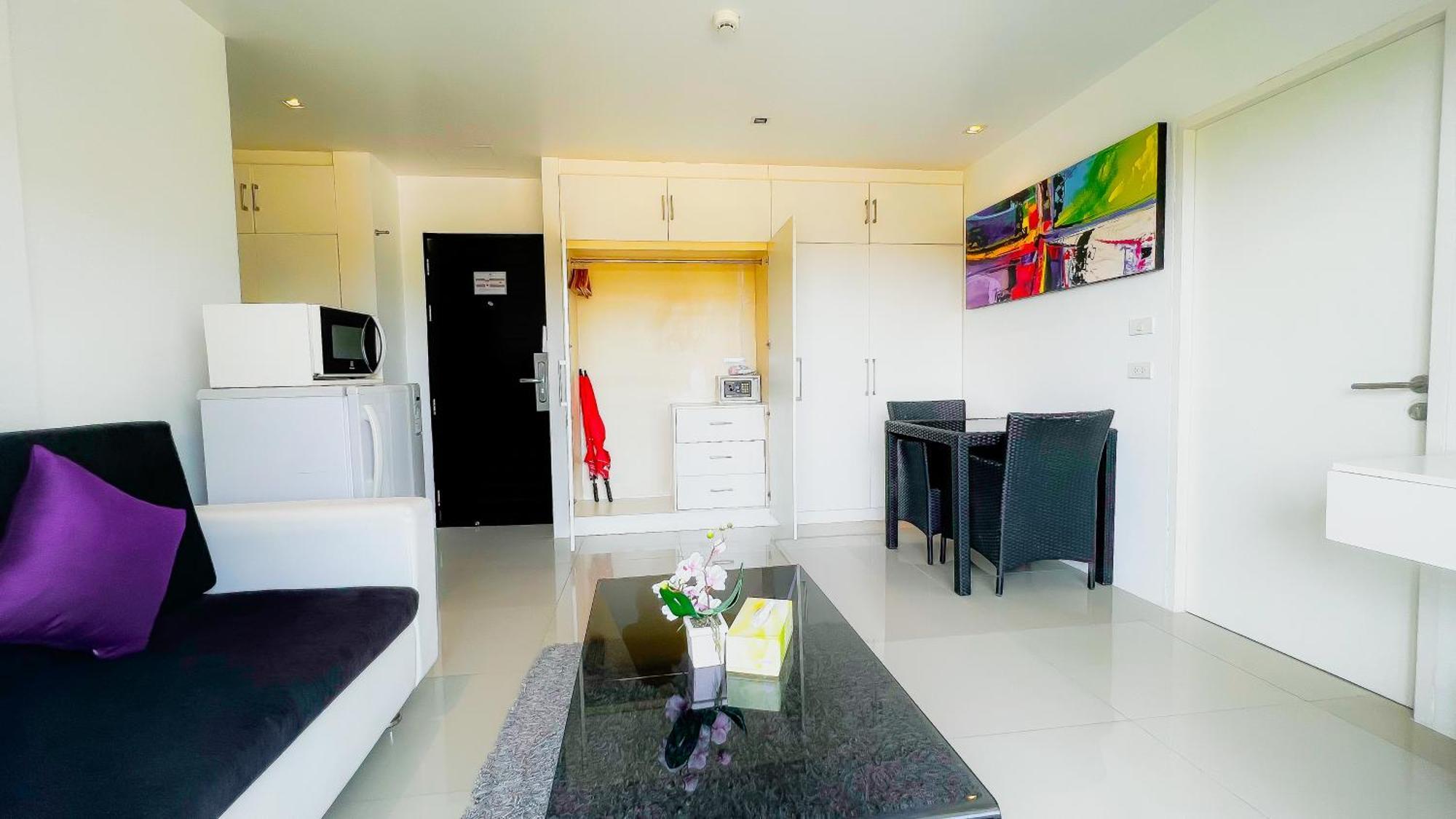 Отель Grand Sunset Phuket